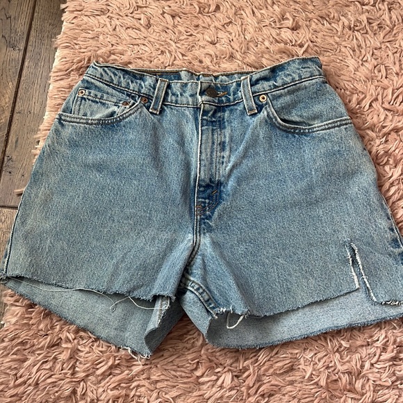 vintage levi’s 550 denim shorts - Picture 3 of 4